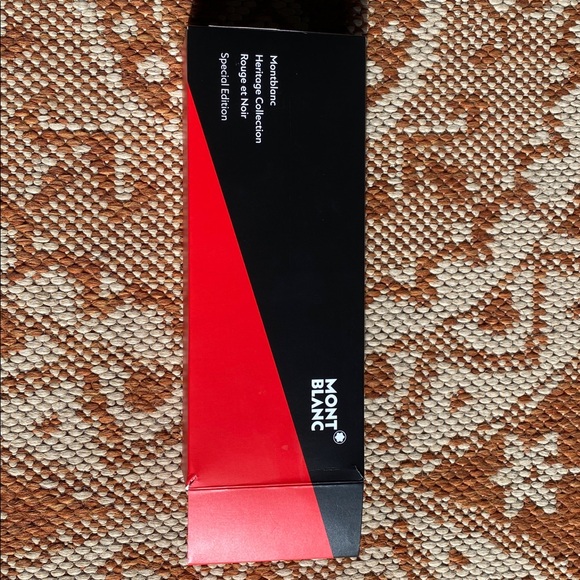 Montblanc Heritage Collection Rouge et Noir Special Edition fountain pen - Picture 9 of 9